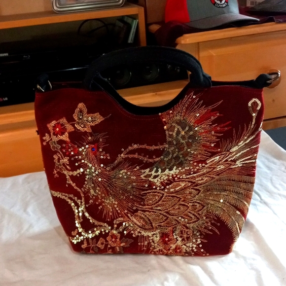 ? Handbags - Gorgeous (Chinese)? Bag